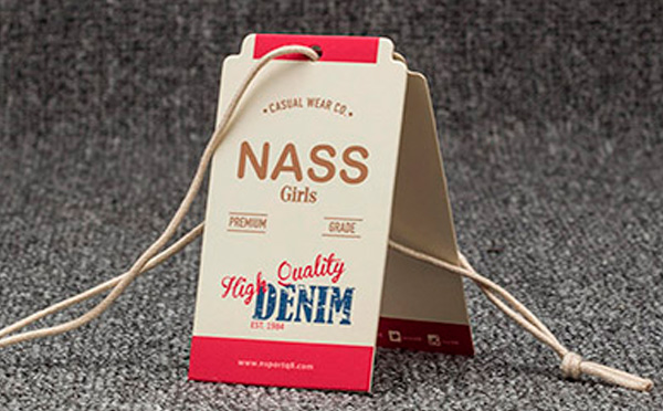 吊牌定做，選擇怎么樣的吊牌廠家更靠譜？